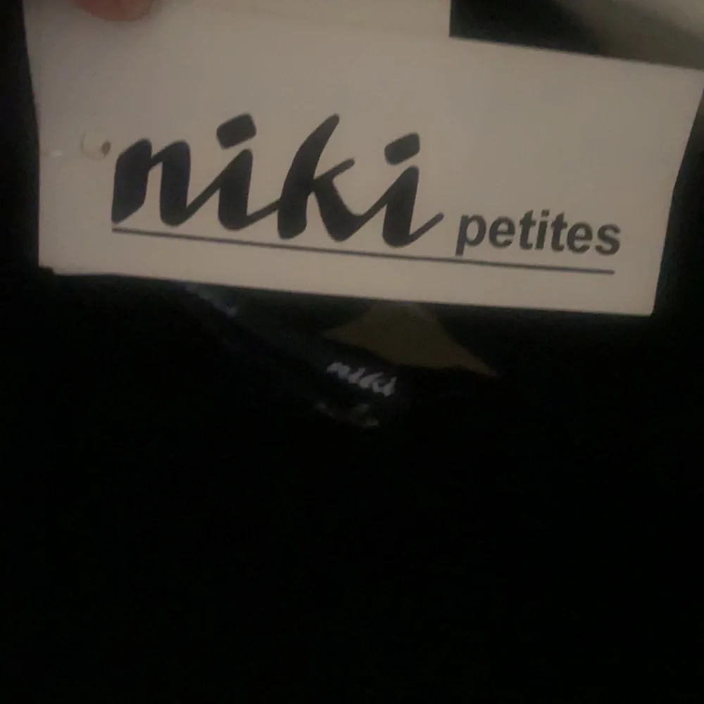 Nikki Velvet SZ 6P 2 picks comes with a bolero jacket NWT 1980s - Picture 5 of 8
